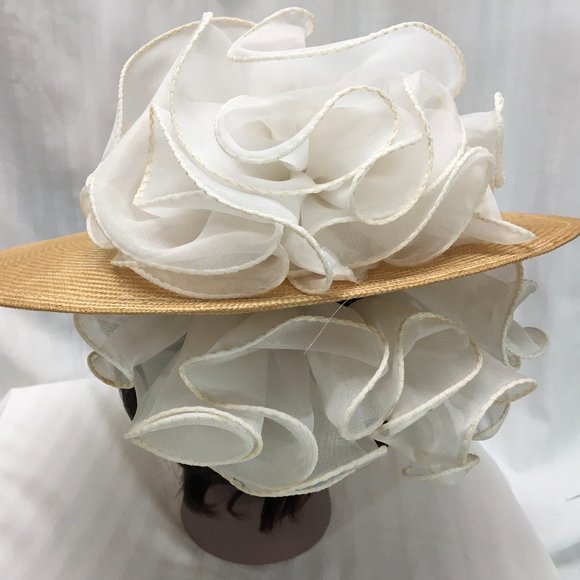 Beige Sonni Straw Hat with Light Gray Ruffles main image 4